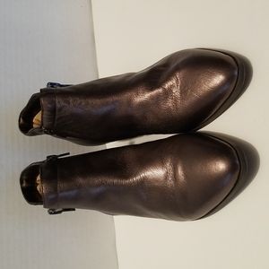 Naturalizer Boot  Bronze Size 9W